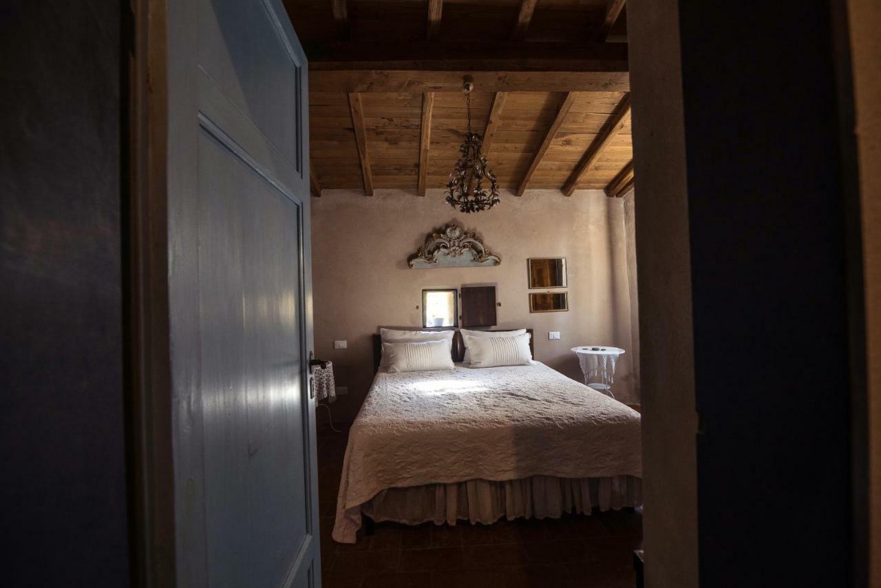 Ortonovo Casale Amati Country House מראה חיצוני תמונה
